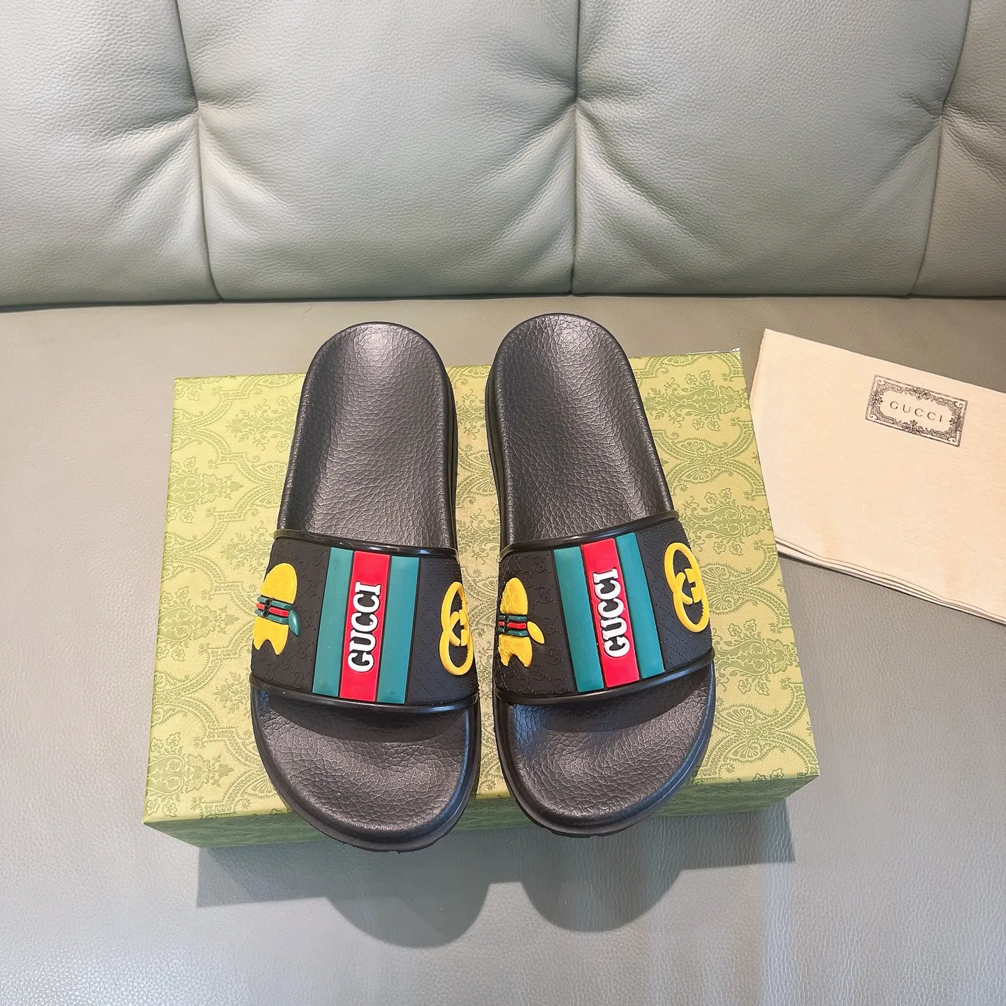 Men's Men's Shoes 130🐮🐮Gucci Gucci Slippers Gucci 2024 latest beach sandals slippers Original molding double G LOGO Original molding consistent Outsole: Men's Men's Shoes u double-layer outsole Size: 35-46
